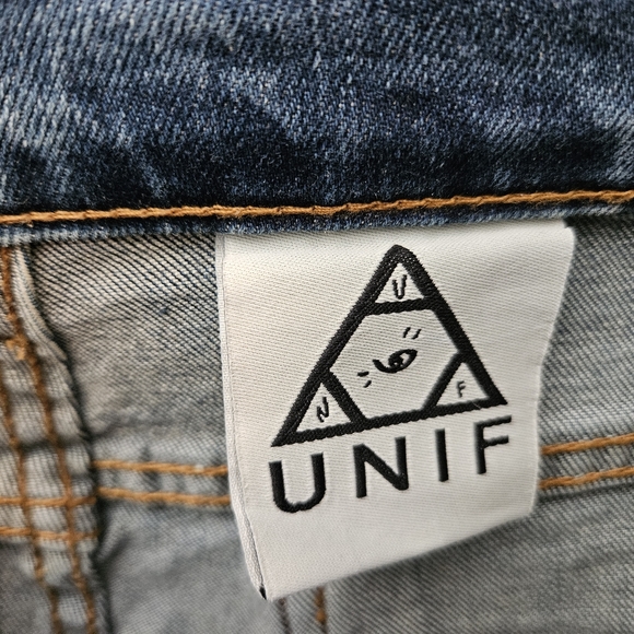 Unif Distressed Straight Leg Jean - Picture 3 of 10